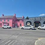 펜션 Main Street Blackrock *