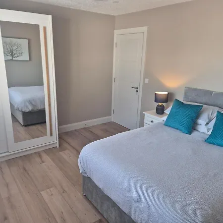 Main Street Blackrock Tatil Evi *
